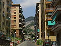 Italiano: Il monte Gazzo, sopra all'abitato di Sestri Ponente, fotografato da via San Giovanni Battista