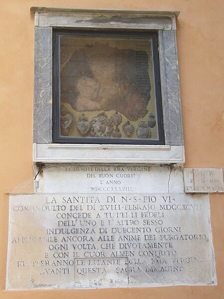 File:Monti - via baccina - madonna 1240426.JPG