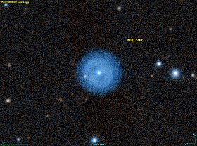 Suuntaa-antava kuva artikkelista NGC 2242