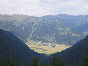 Obertilliach from the Porzehütte