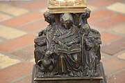 English: Baptismal font in St. Knuds church (the cathedral) in Odense, Denmark. Made by Bernt (Berent) Bodemann from Lübeck in 1620.