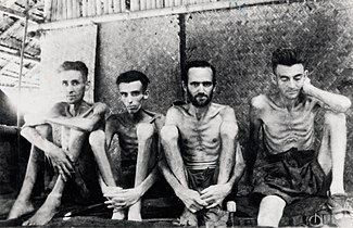 Prigionieri di guerra australiani e olandesi a Tarsau, Thailandia nel 1943