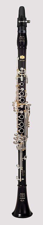 Full Böhm-klarinett med 19 nycklar och 7 ringar, dev. 1870 av Buffet Crampon