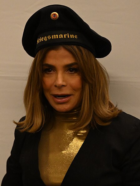 File:Paula Abdul (53392207655).jpg