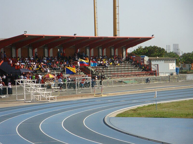 File:Polideportivo Manaure.jpg