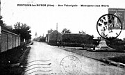 La Grande Rue et le monument aux morts vers 1932.