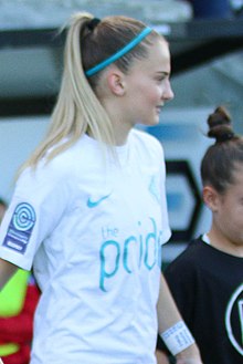 Poppy Wilson London City Lionesses 3 Lewes FC Women 0 27 10 2019 1.jpg