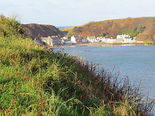 Porth Dinllaen o faes parcio Morfa Nefyn