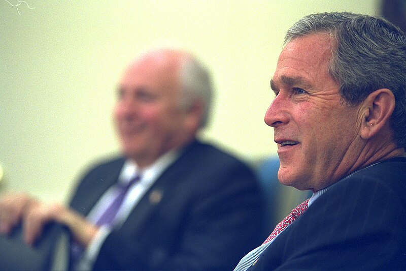 File:President Bush with Vice President Cheney in the Oval Office - DPLA - 830ae472db25e6b9fef3e03061e70471.JPG