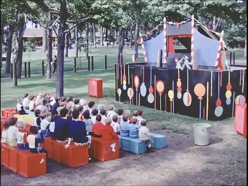 File:Puppet show 1967 World Expo Montreal.jpg