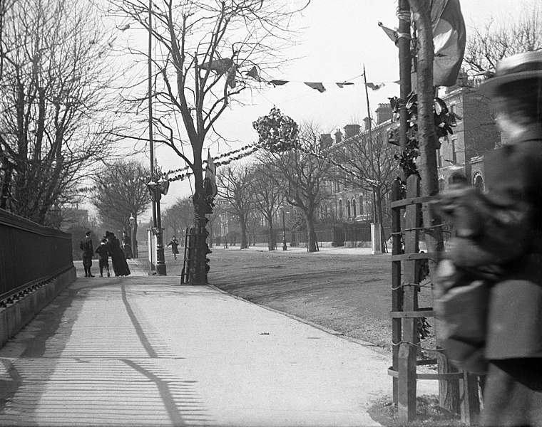 File:Queen Victoria's Royal visit to Dublin, Ireland 9.jpg