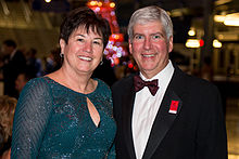 Michigan Governor Rick Snyder with First Lady Sue Snyder, at Ford Field in Detroit, January 18, 2013 RickSnyderandWifeWiki.jpg