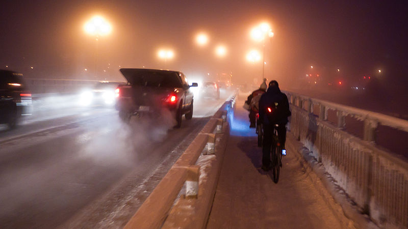 File:Riding to work at 40 below (6734160283).jpg