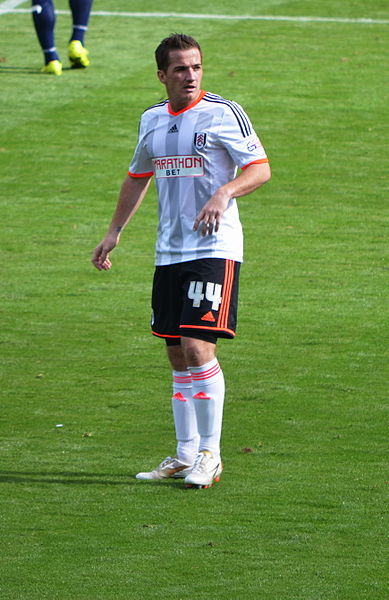 McCormack playing for Fulham in 2014