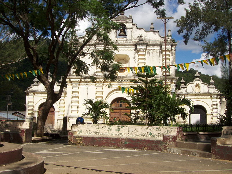 File:Sabanagrande Fachada principal de la Catedral.JPG