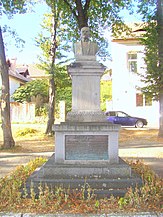 Bustul lui Nicolae Hențiu, monument istoric