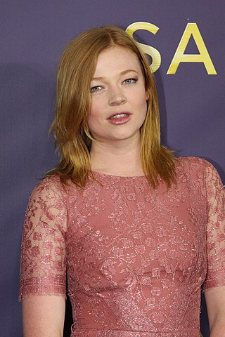 Fortune Salaire Mensuel de Sarah Snook Combien gagne t il d argent ? 4 000 000,00 euros mensuels