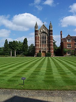 Selwyn College Cambridge - green and chapel.jpg