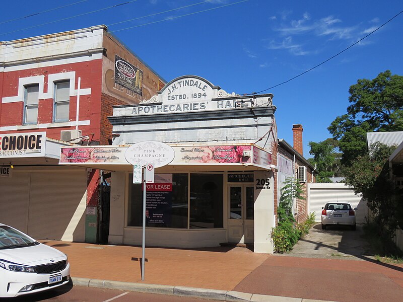 File:Shops & House 205 James Street Guildford, April 2021.jpg