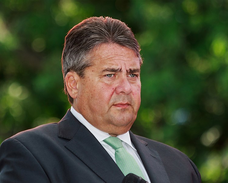 File:Sigmar Gabriel Berlin 2015-08-29.jpg