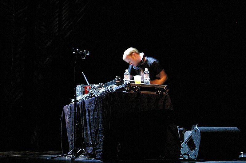 File:Skratch Bastid April 2008.jpg