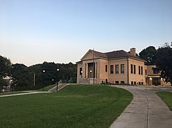 Solvay Public Library august 2018.jpg