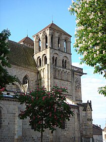 Souvigny Eglise Prieurale Clocher.jpg