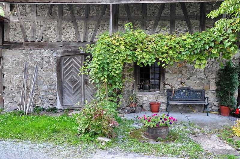 File:Stallikon - Aumüli, Mühle mit Nebenbauten 2011-09-23 18-14-20.jpg