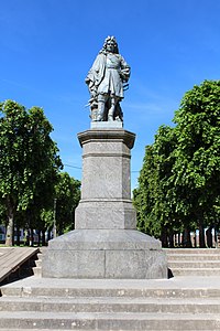 Monument à Vauban (1873), Avallon.