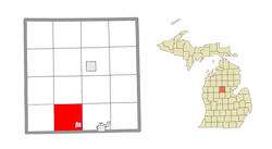 Lage innerhalb von Clare County (rot) und dem verwalteten Dorf Farwell (pink)