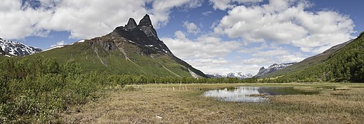 Signaldalen, Troms county, with Otertind