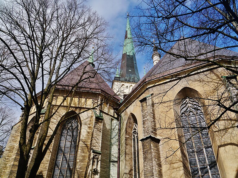 File:Tallinn Olaikirche Chor 3.JPG