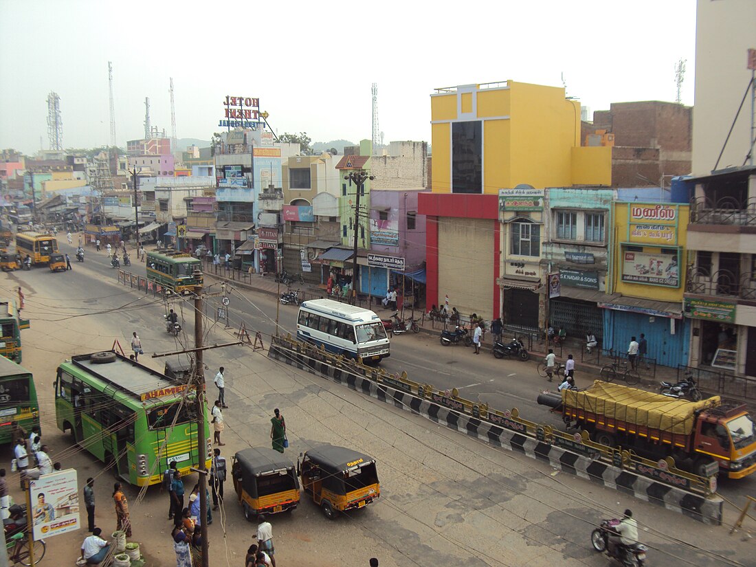 File:Teni Town Tamilnadu, India.JPG