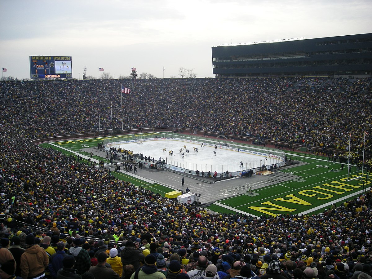 NHL begins setting up hockey rink at Yankee Stadium