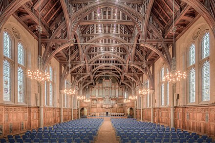 Oxford university metropolitan museum. Манчестерский университет внутри. Манчестерский университет 1824. Внутри Манчестерский университет в Манчестере. Манчестерский университет внутри архитектура.