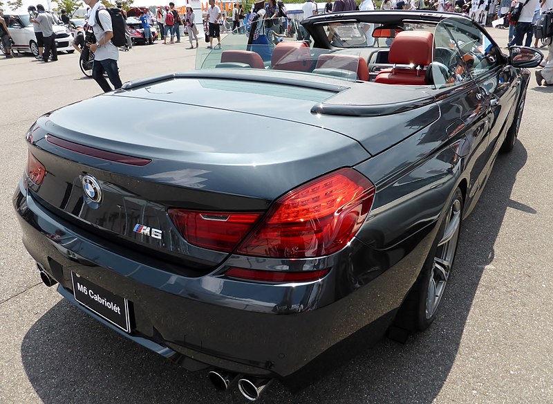 File:The rearview of BMW M6 Cabriolet (F12) with its roof open.JPG