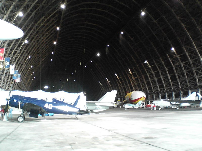 File:Tillamook Air Museum interior.jpg