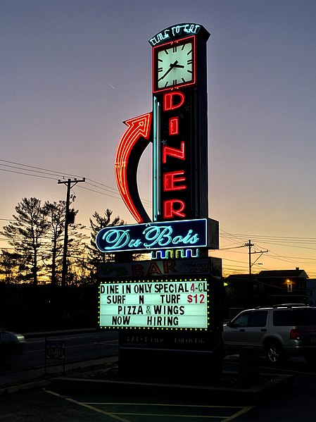 File:Time to Eat Diner, DuBois, Pennsylvania - 20201108.jpg