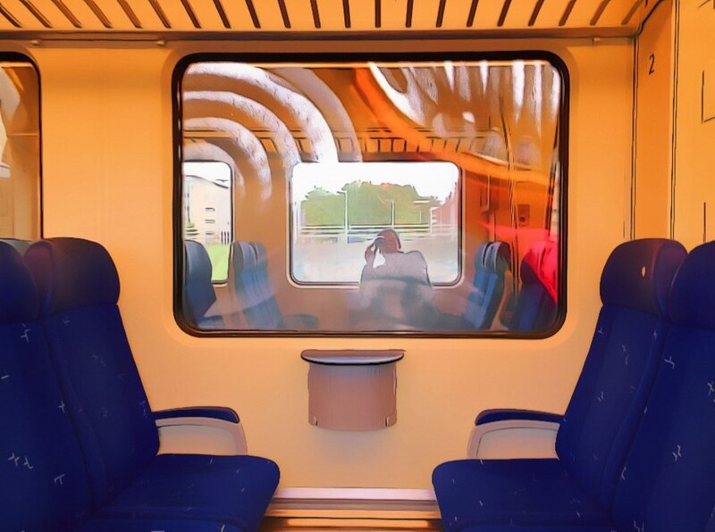 File:Train windows.jpg