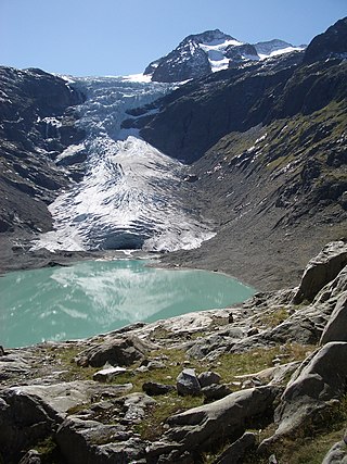 <span class="mw-page-title-main">Trift Glacier</span> Glacier in the Urner Alps near Gadmen