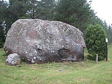 Tubala boulder 1.jpg