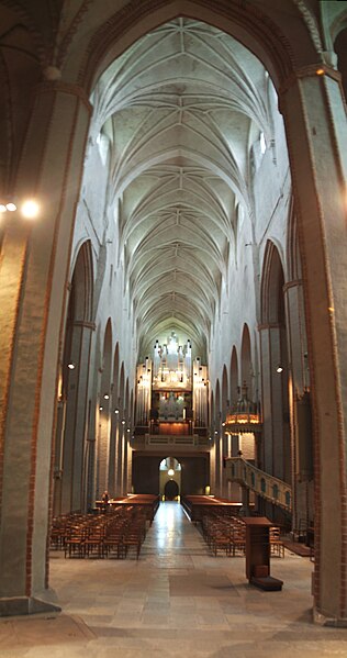 File:Turkucathedral.jpg