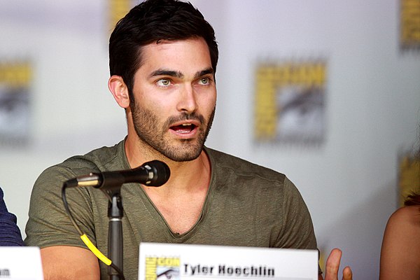 Hoechlin at the 2013 San Diego Comic Con