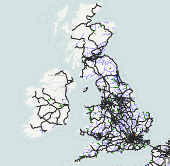 Current mainline railway lines in Ireland and the United Kingdom are shown in black, heritage lines in green, subway lines in red and former railway lines in light blue UK railway map.png