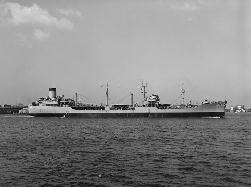 File:USS Chipola (AO-63) underway in the 1950s.jpg