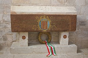 Vallbona de les Monges - Tumba de Violant de Aragón y Hungría.jpg