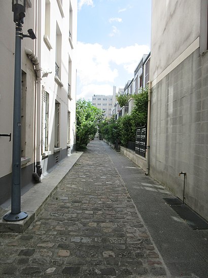 Comment aller à Villa Robert Doisneau en transport en commun - A propos de cet endroit