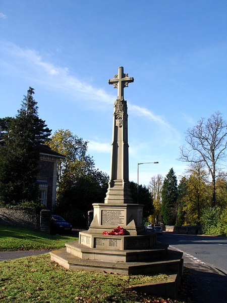 File:War Memorial on Stoke Hill - geograph.org.uk - 282866.jpg