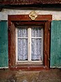 Wasselonne linteau de fenêtre armorié 1730.jpg