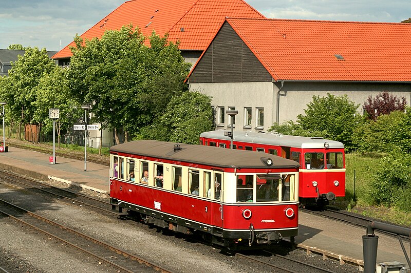 File:Wernigerode mit T 42 und T 102 09.06.12 w1.JPG